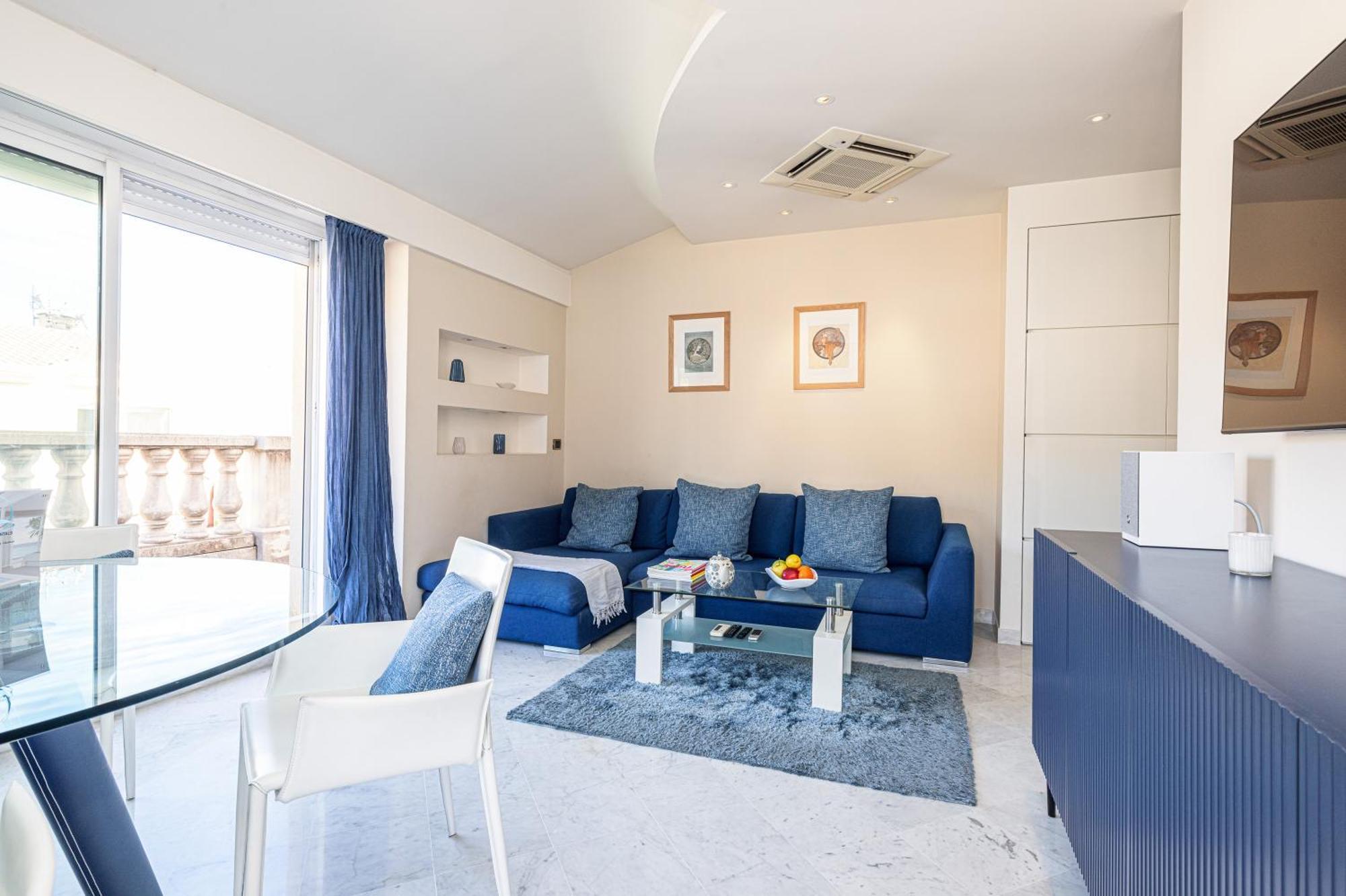 Victoria Bergamote Attic - Happy Rentals Menton Exterior photo